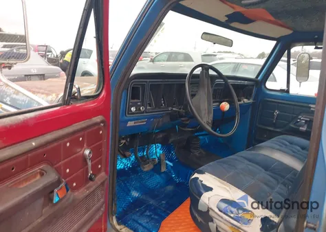 1977 Ford F100 from USA, damaged, VIN F10GNY42971